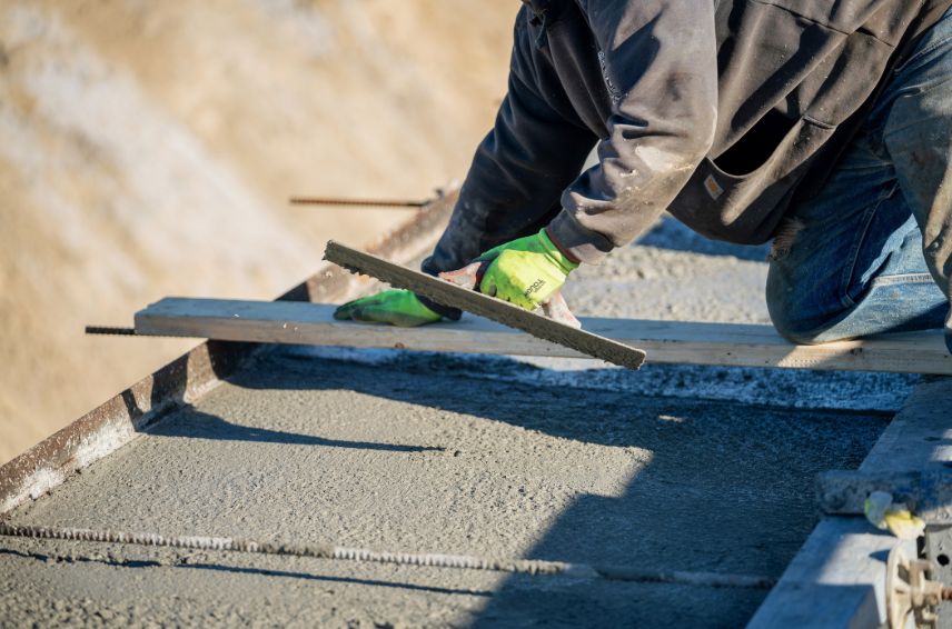 laying concrete